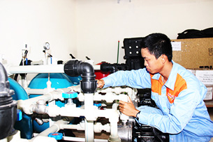 Lọc nước biển thành nước ngọt ở Trường Sa